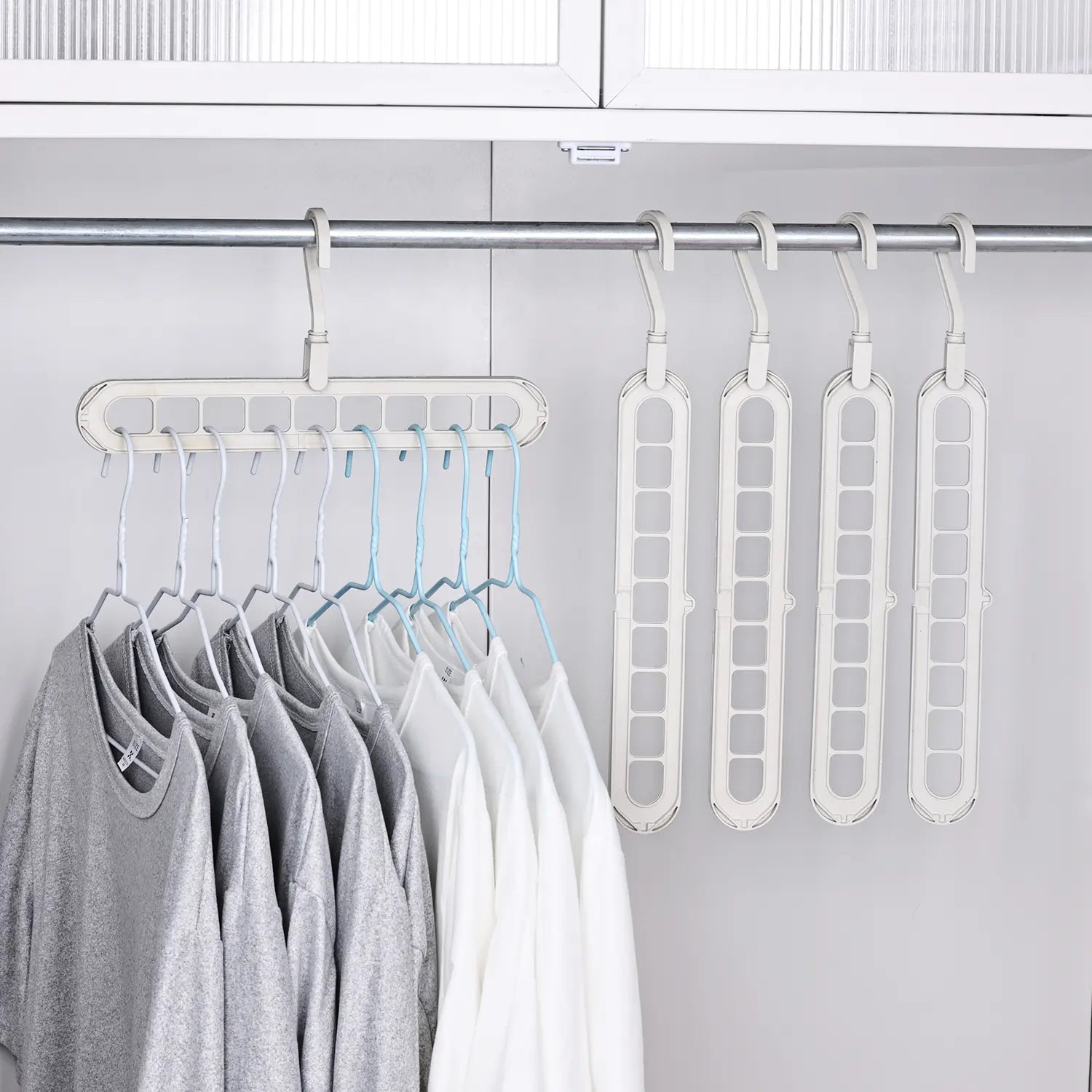 3/5-Pack Heavy-Duty Foldable Plastic Hangers with 9 Holes - Anti-Slip, Space-Saving Closet Organizer for Wardrobe, Dorm Storage Organizer #Summervibes